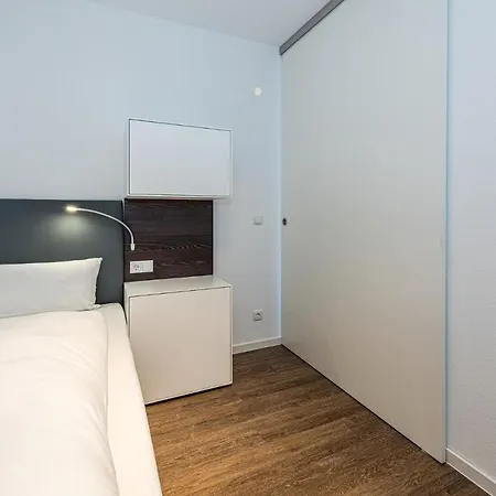 Deichhaeuser Anna Kueste Deichhaeuser Anna Kueste 8-21